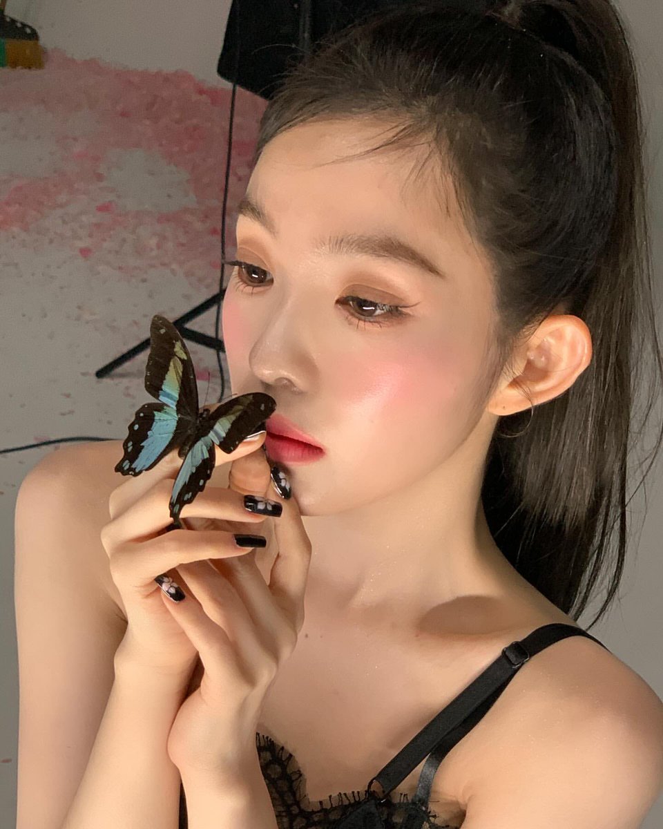 meowrene tweet media