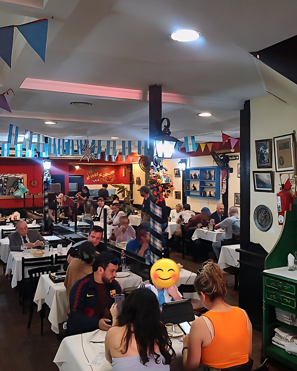 💰 ECON0MÍA APB 👇👇
.
En Diciembre 2024 venía a El Gaucho, depositaba $ 18.300 en el cajero y se llevaba este Menú.
.
En Noviembre de 2025 viene a El Gaucho, deposita $ 18.300 en el cajero y se lleva este Menú.
.
PRIClNG CLASS a lo Max en su máxima expresión. Sin dibujitos 🔥