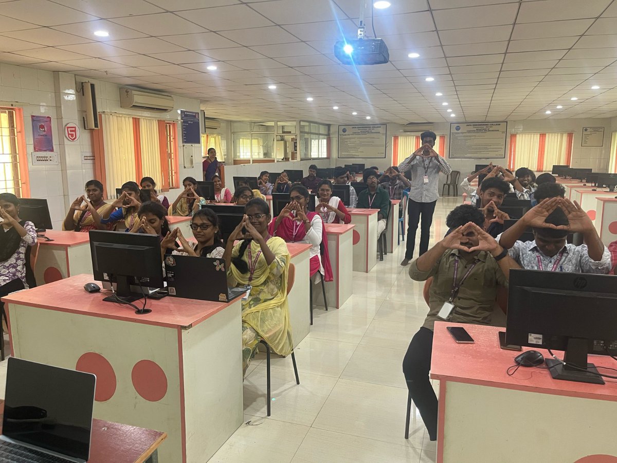 firstmovers_'s tweet image. Hundreds of folks got their first hands-on experience building cool stuff on Sui &amp;amp; Walrus. 

s/o to @rahulkathuriaaa @ashwin_dev0x @krnkiran22 for making this happen.