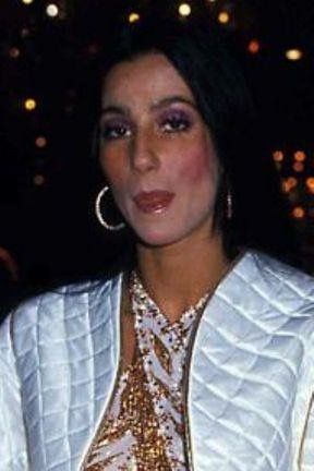 DEB #VINTAGECHERCREW tweet media