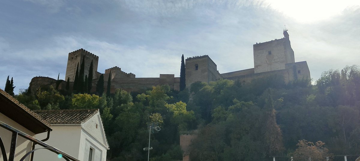 mirespace's tweet photo. Desayuno tardío #Granada https://t.co/NsAruzUtKz