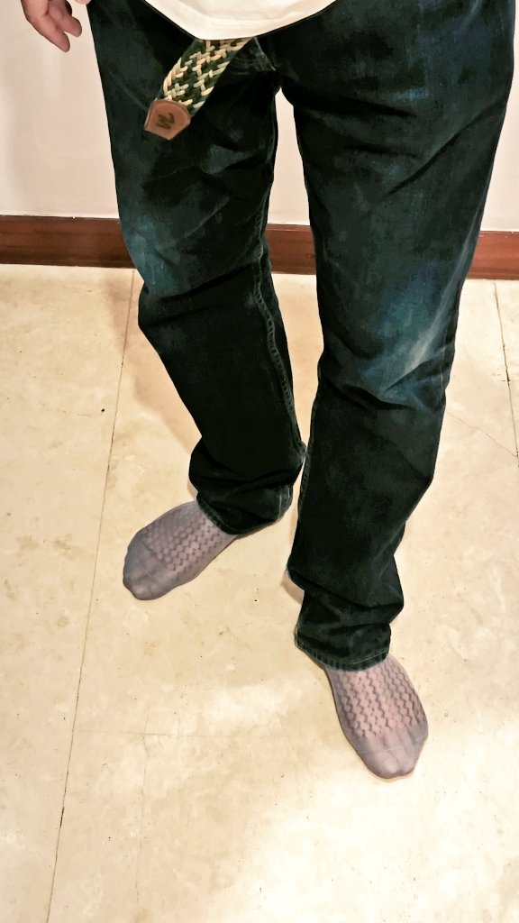 石行 tweet media