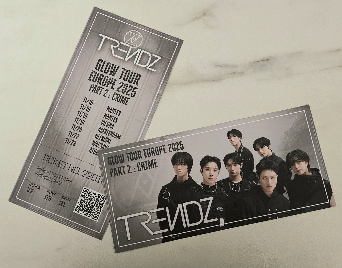 Suffering_Blue's tweet photo. .•°☆ Trendz Tour Freebies ☆°•.

My freebies for the Amsterdam and Warsaw shows are here! I hope to meet loads of Friendz again and I hope you enjoy them for Glow Tour Part 2 ✌️

#TRENDZ  #트렌드지 #TRENDZinAmsterdam
#TRENDZinWarsaw
#TRENDZEuropeTour #GLOWTour
#TRENDZGlowTour https://t.co/6EbKFNDcm5