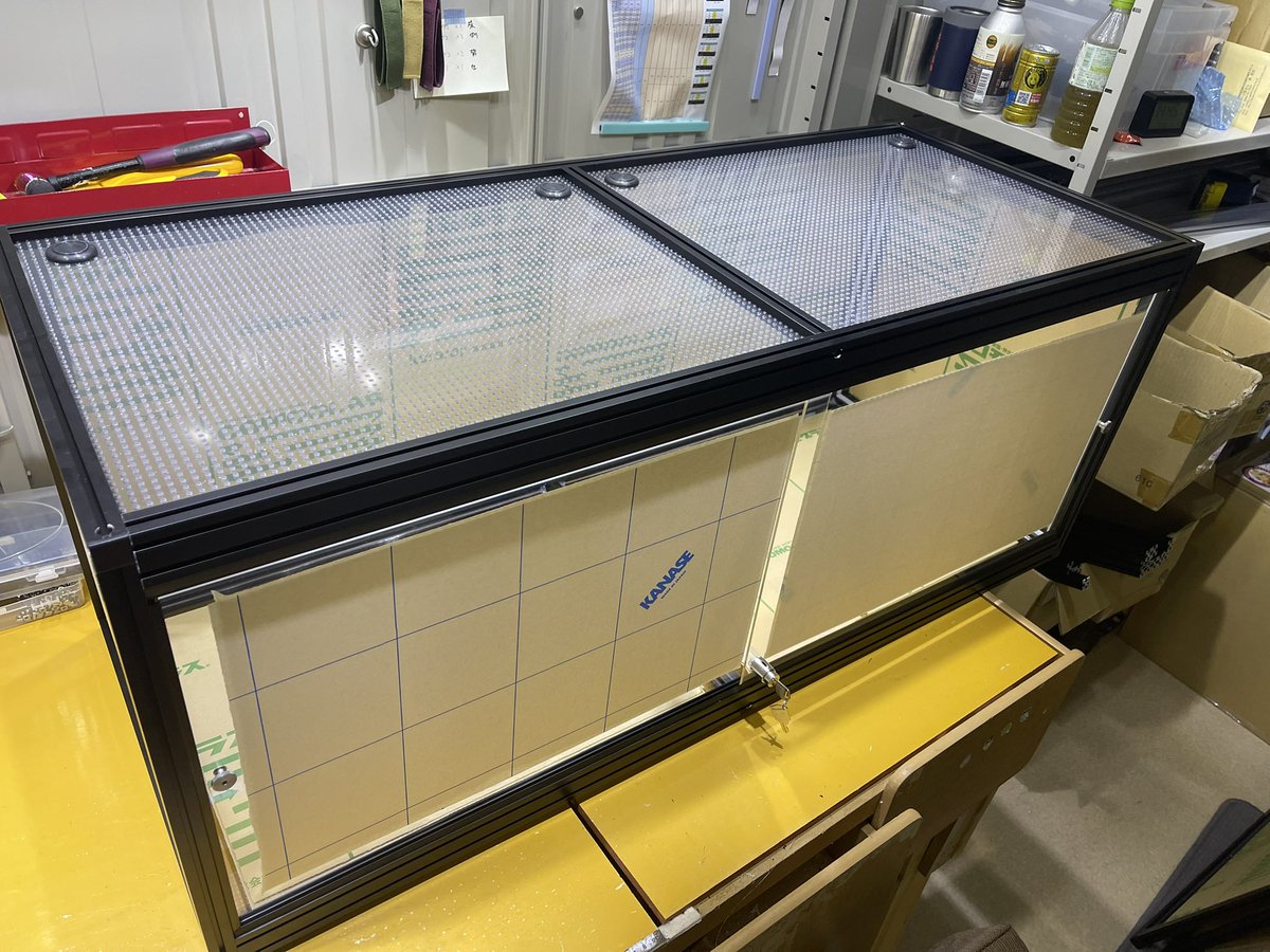kinato_cage's tweet photo. TypeA1100x450x450ブラックケージ納品されて頂きました♪背面��黒マット地アクリルでしまった雰囲気のお家になりました🥰ブラックのフレームはやっぱりかっこいい😎　ありがとうございます😊 https://t.co/1hVFXNMUuJ