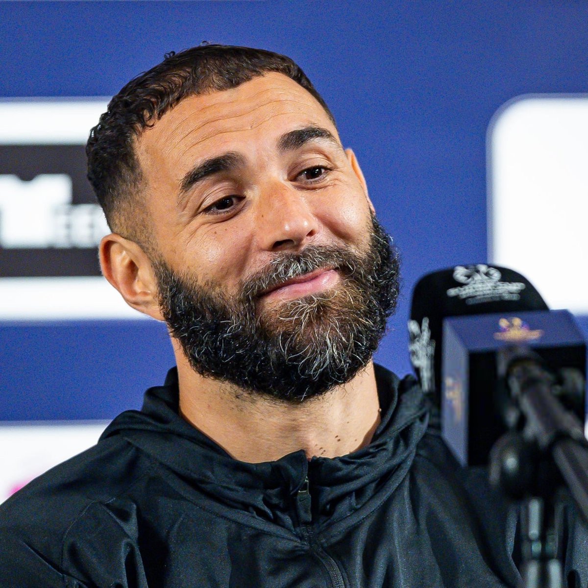 lnstantFoot's tweet image. 👀 𝗖𝗘𝗦 𝗝𝗢𝗨𝗘𝗨𝗥𝗦 𝗡&apos;𝗢𝗡𝗧 𝗧𝗢𝗨𝗝𝗢𝗨𝗥𝗦 𝗣𝗔𝗦 𝗣𝗥𝗢𝗟𝗢𝗡𝗚𝗘́ 𝗔𝗩𝗘𝗖 𝗟𝗘𝗨𝗥 𝗖𝗟𝗨𝗕 𝗘𝗧 𝗣𝗢𝗨𝗥𝗥𝗔𝗜𝗘𝗡𝗧 𝗣𝗔𝗥𝗧𝗜𝗥 𝗟𝗜𝗕𝗥𝗘𝗦 𝗟&apos;𝗘́𝗧𝗘́ 𝗣𝗥𝗢𝗖𝗛𝗔𝗜𝗡 :

🇫🇷 Dayot Upamecano
🇫🇷 Ibrahima Konaté
🇫🇷 Mike Maignan
🇫🇷 Karim Benzema
🏴󠁧󠁢󠁥󠁮󠁧󠁿 Marc Guéhi
🇷🇸…