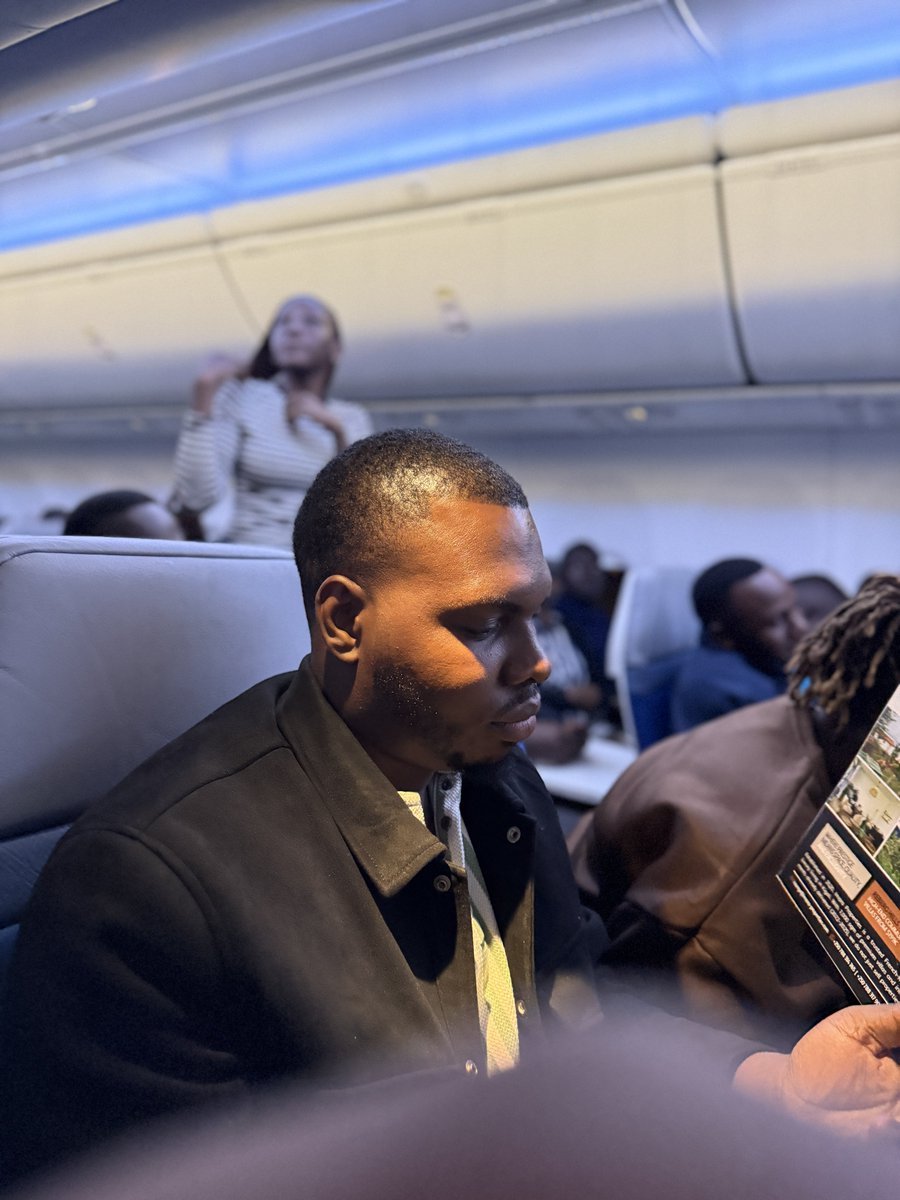 Uwera 🦋 tweet media