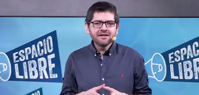 🔹Jorge Ramírez de Libertad y Desarrollo, ligado a la UDI :

Kast, su mejor debate. 

Es quien mejor entiende la que parece ser la fórmula de éxito en esta campaña: perfilarse como el gran antagonista del Gobierno. Ante las reiteradas críticas de Jeannette Jara a su persona,