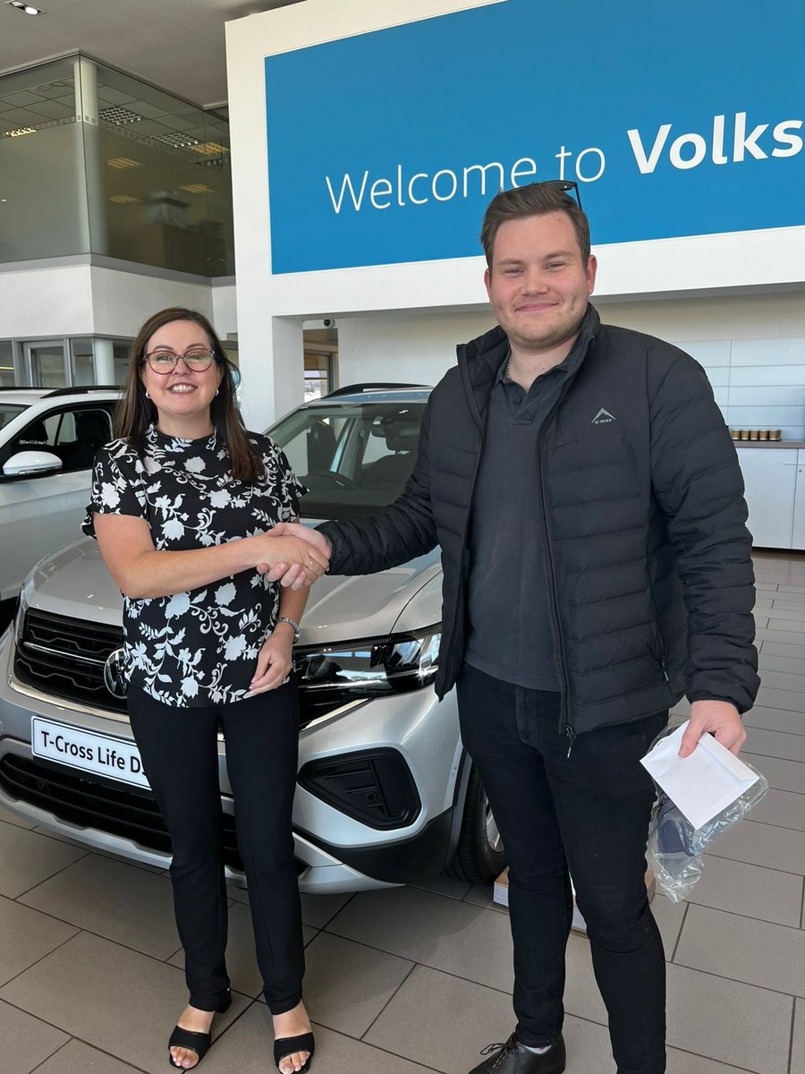 VolkswagenSA's tweet photo. Another day, another #EasyDrive Upgrade to Win winner!
David covered his #Volkswagen through Tavcor VW and drove off with a R6,000 Shell fuel voucher.
Upgrade to a 4-year/60,000km (or more) EasyDrive Maintenance Plan and stand a chance to WIN!
Learn more: https://t.co/fm9m1id7Aa. https://t.co/3DFOaguaVh