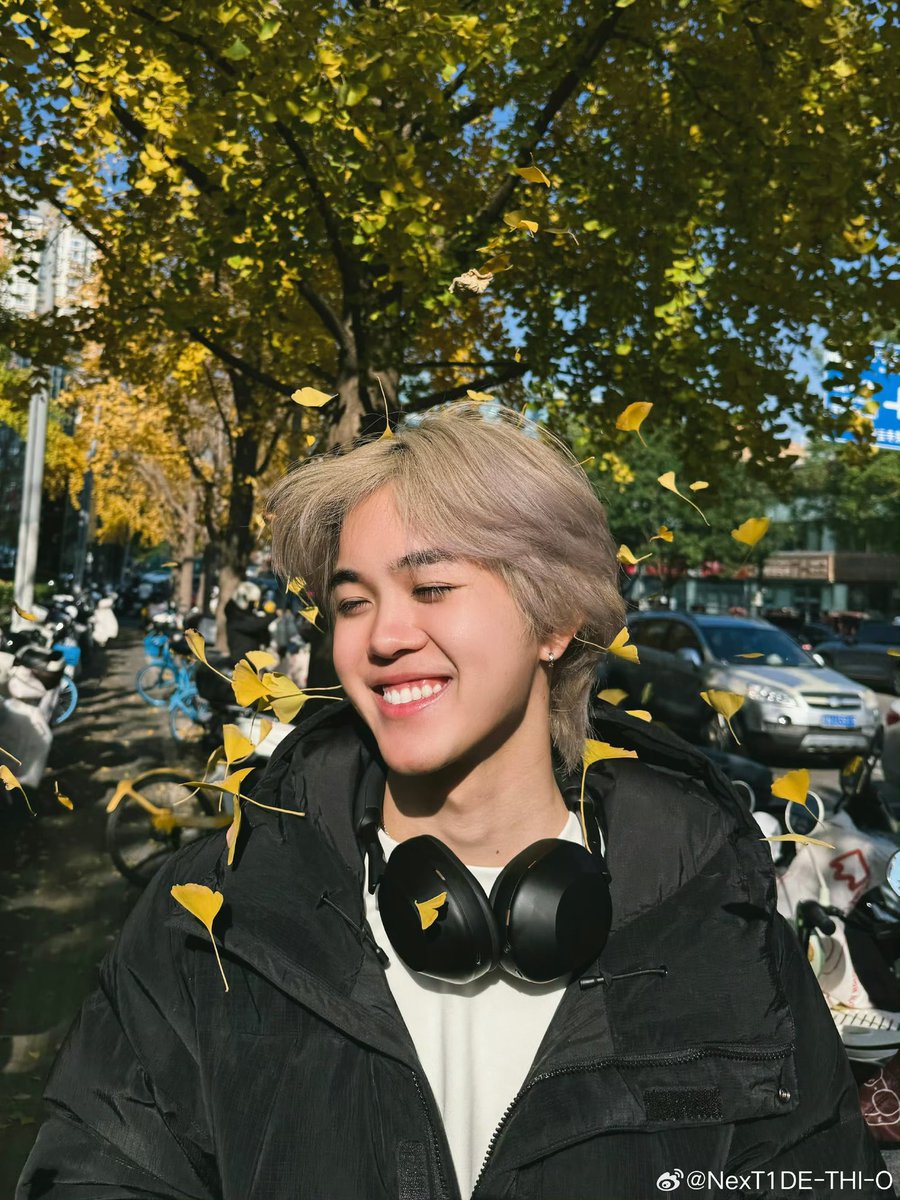 thio_trending's tweet photo. [11.11.2025]  
NexT1DE-THI-O’s Weibo Update   

วันหยุดของคุณครูTHI-O 🍁

🔗 https://t.co/4DJdAsKHHS

 #msgfromTHIO  #THIOTHAMM #THIO #ไทโอ #NexT1DE_THIO #NexT1DE https://t.co/I8nl816jDk