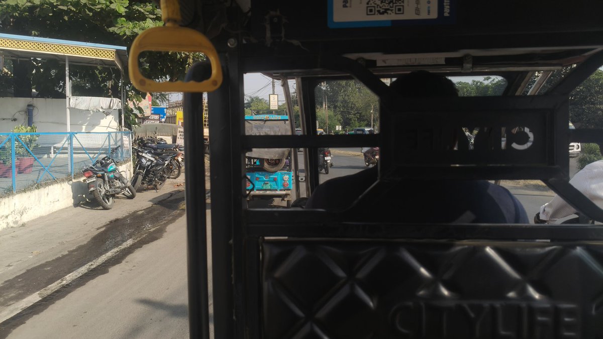 omkr_singh's tweet photo. This morning, I ended up being a bit late for college. Sharing a glimpse of my journey in the auto, capturing the fun and reality of these moments.
#CollegeDiaries
#AutoJourney
#MorningCommute
#StudentLife
#LateToClass
#RealLifeMoments
#DailyAdventures https://t.co/Sw9hDfdAk8