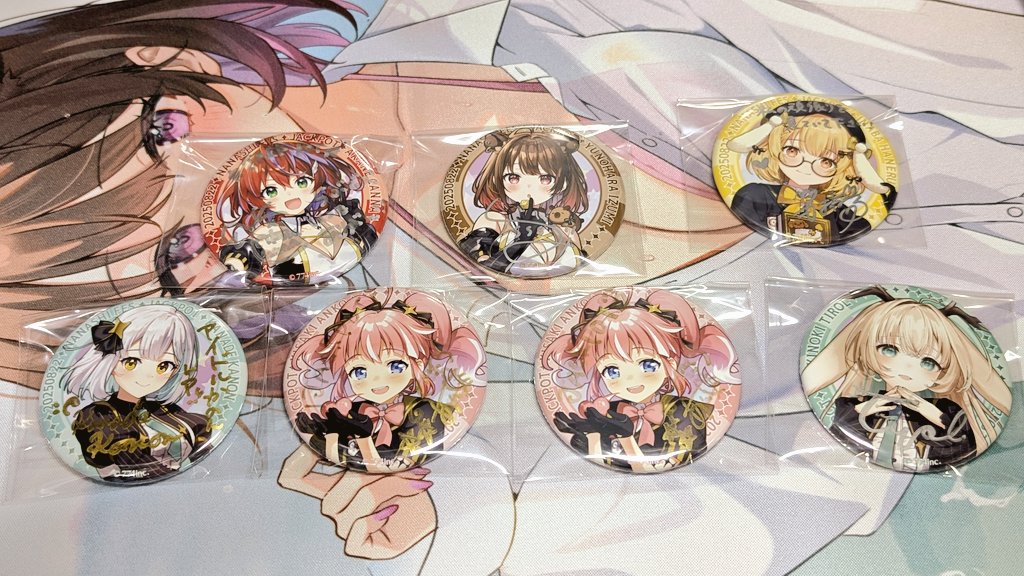 shamanakapi's tweet image. サイン入りだけひとまず保護袋に入れた
#因幡はねる #花奏かのん #季咲あんこ 
#柚原いづみ #月野木ちろる #茜音カンナ 
#ななしふぇす2025