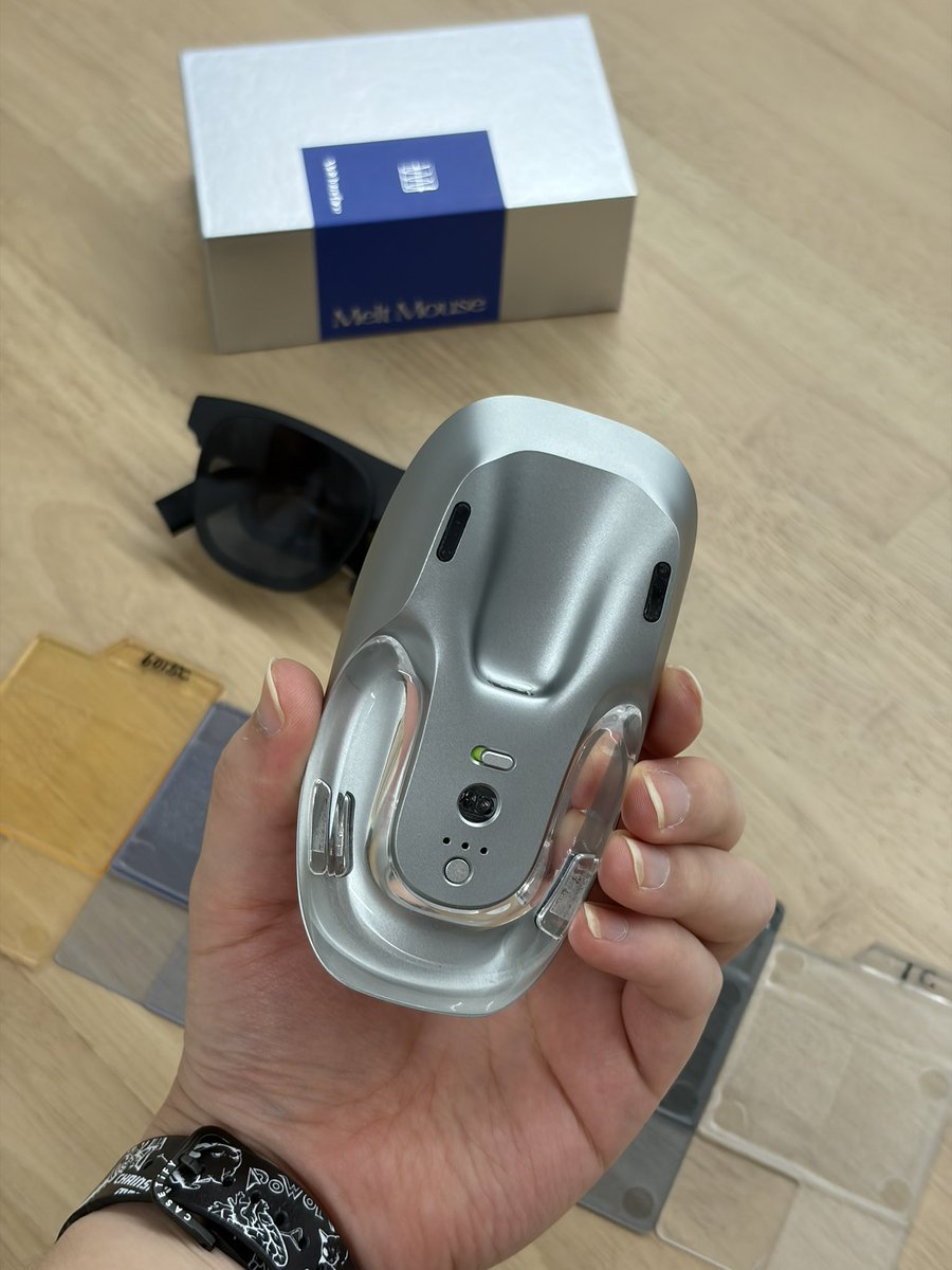 Gao_AR's tweet image. 藝術のような万能輝石「キセキ」

マウス🖱️は1968年から
今日この「Melt Mouse」からこそ
マウスの新時代の幕開けです

設計-機能-拡張-連動-個性
どれも満たされている作品

@Paraph14 パラフさんに紹介させてお邪魔して見させていただきました。
本当に素晴らしい「作品」だと思います。感謝！感動！