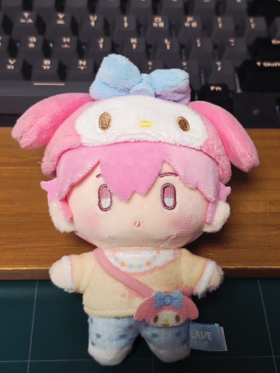 선생님들
경락필!!!!!!!!!!!!

난 그냥 기본도 귀여운지알앗어...
경락하닌까 세상 미친귀여움이 나와여
역시 마사지를 받아야해 !!!!!
전<<<<<<<<<<>>>>>>>>>>후