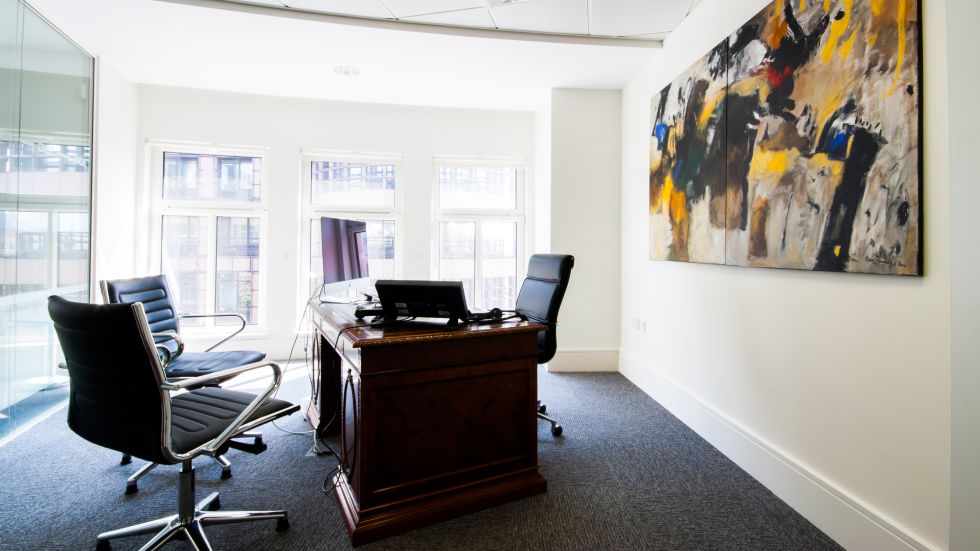 ProjectsNiche's tweet image. We’ve worked with clients across diverse industries, budgets, and workspace types. No matter your size or sector, we tailor the space to match your business and goals.

Head to our website today to book a consultation!
-
#design #designinterior #nicheprojects #corporatedesign