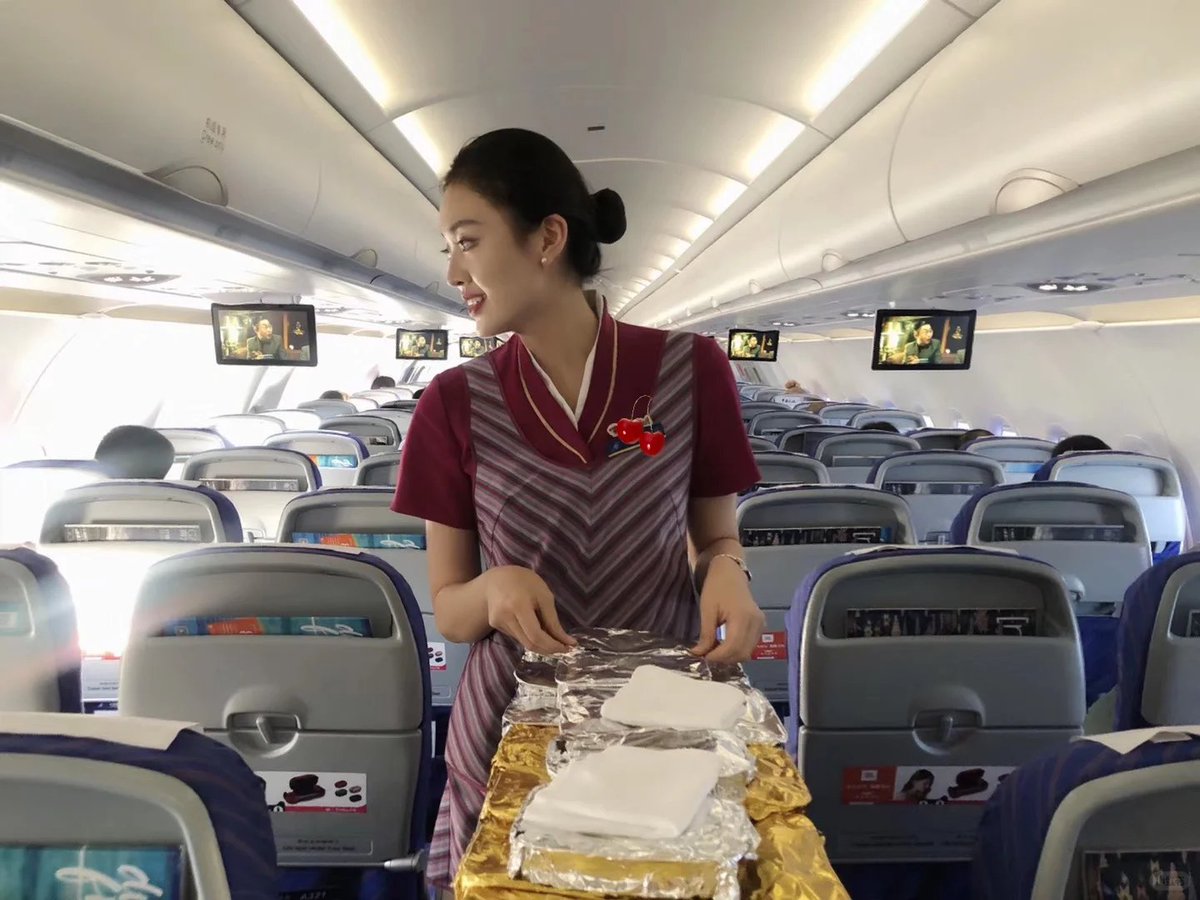 上海南航空姐小鱼 tweet media