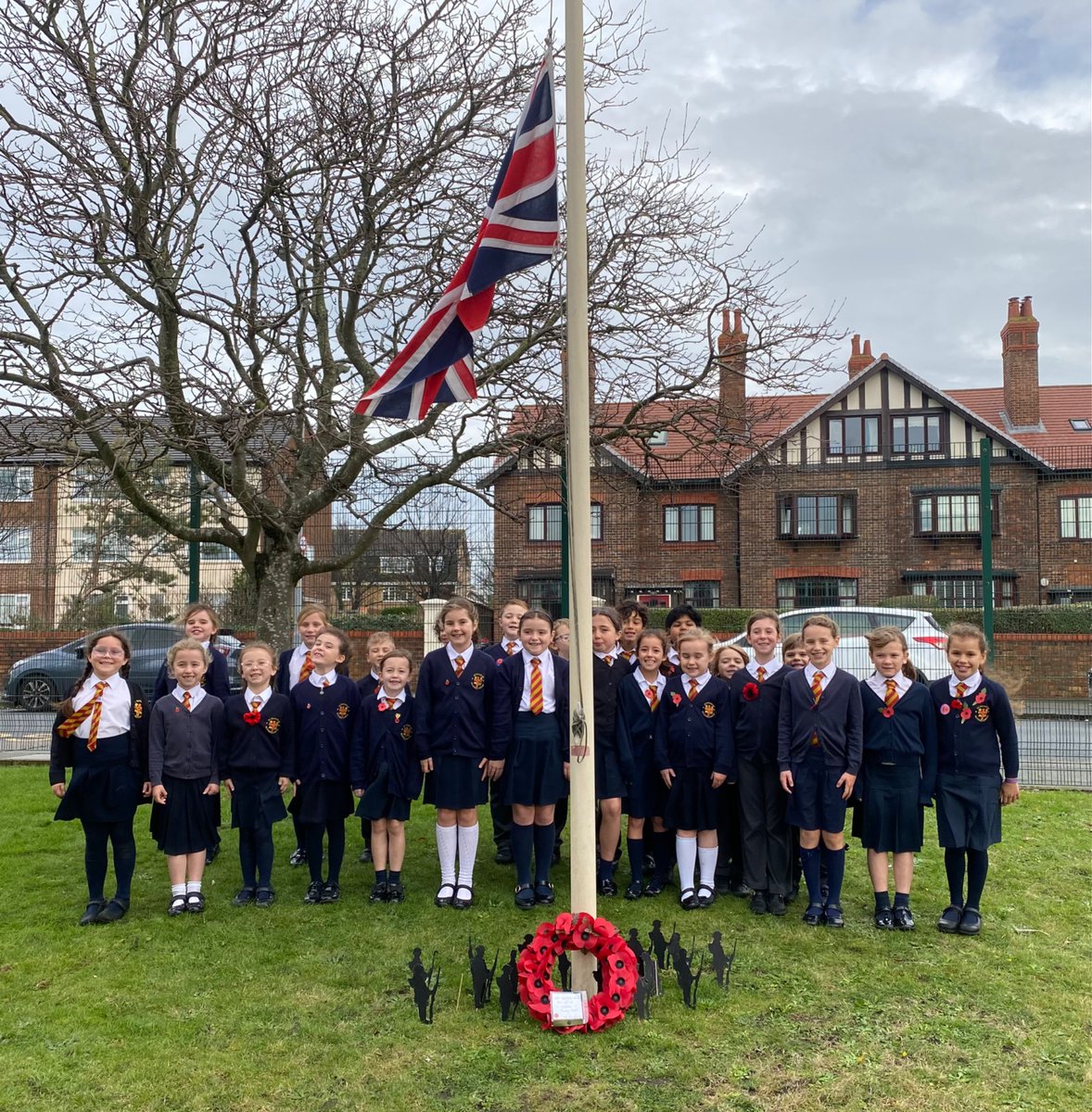 St Nicholas tweet media