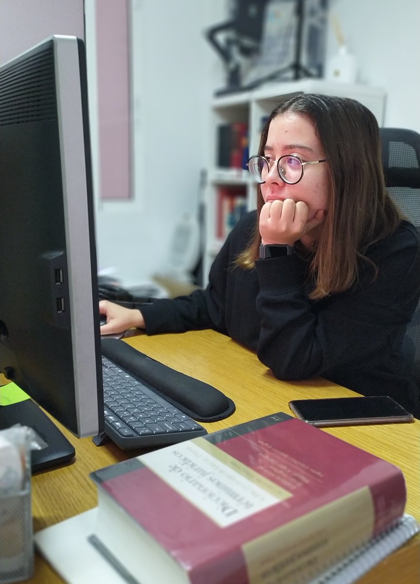 💎 ¡Damos la bienvenida a nuestra nueva becaria: María Campoy!
Se sumergirá en uno de los campos más precisos y exigentes de la traducción: la traducción jurídica. 
Estamos seguras de que esta experiencia será un impulso para su futuro profesional.
#prácticasprofesionales