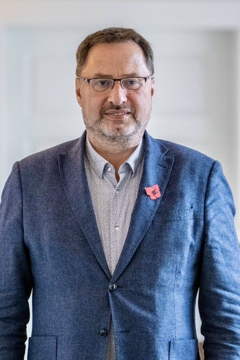 Dnes vzdáváme čest těm, kteří dali víc, než jsme kdy mohli požadovat.
Pamatujme na jejich odvahu, oběť a sílu, díky nimž můžeme žít ve svobodě.

Den válečných veteránů – nezapomínejme. 🙏