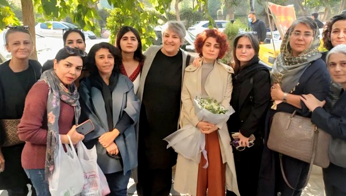 از تمام عزیزانی که در گلریزون #شلاق_پارتی من شرکت داشتند سپاسگزارم.