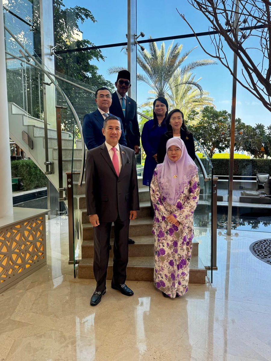 MYEmbMuscat's tweet image. The 51st ASEAN Committee in Muscat (ACM) meeting was held on 10 November 2025 under the chairmanship of the Philippines. The meeting reviewed upcoming ACM activities, with Malaysia highlighting the key outcomes of the 47th ASEAN Summit and Related Summits held on 26–28 October.