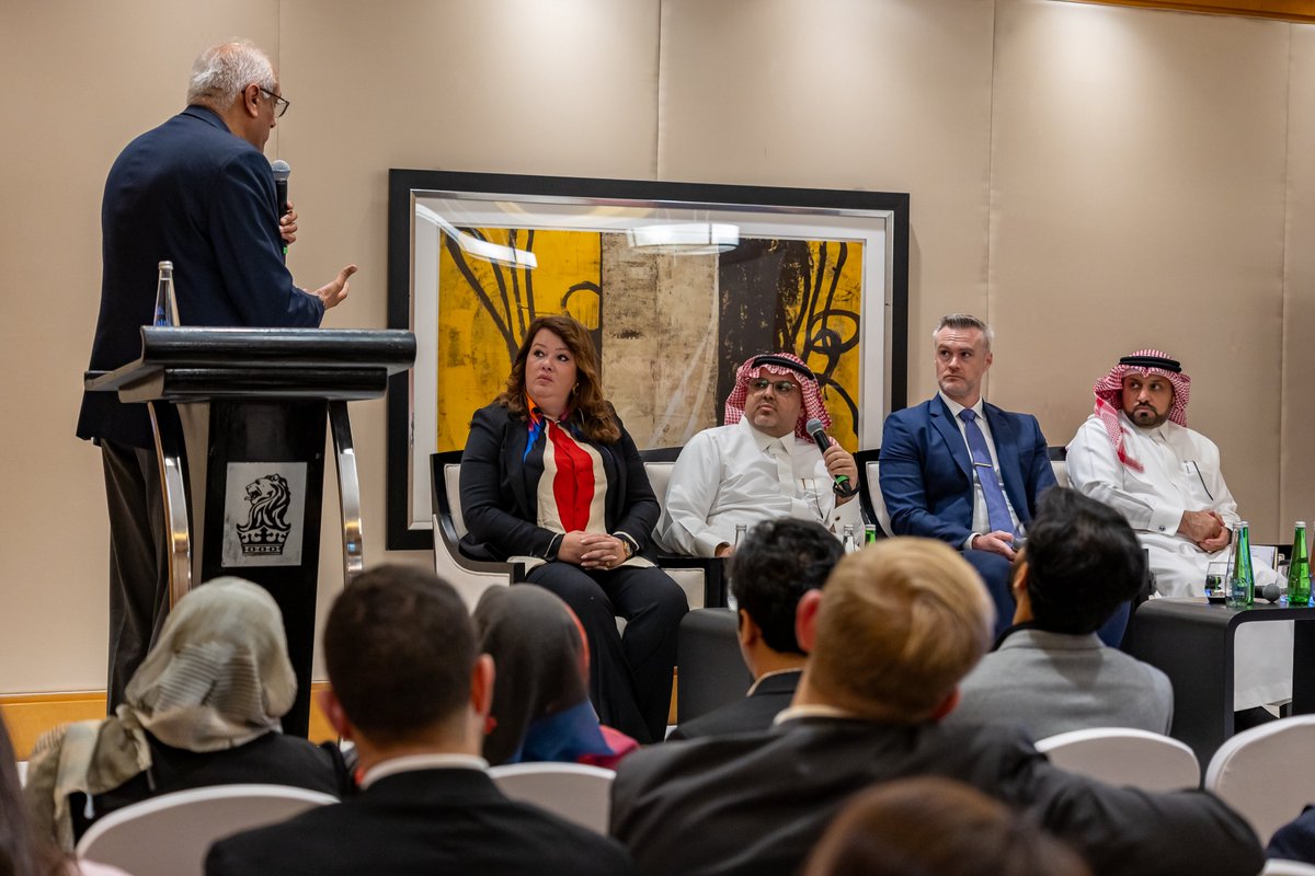 When ESG obligations meet complex contracts and cross-border realities, arbitration evolves.
At #DubaiArbitrationWeek 2025, our session with SB Lawyers on “Arbitrating ESG Disputes” sparked engaging discussion on transparency, accountability, and sustainability.