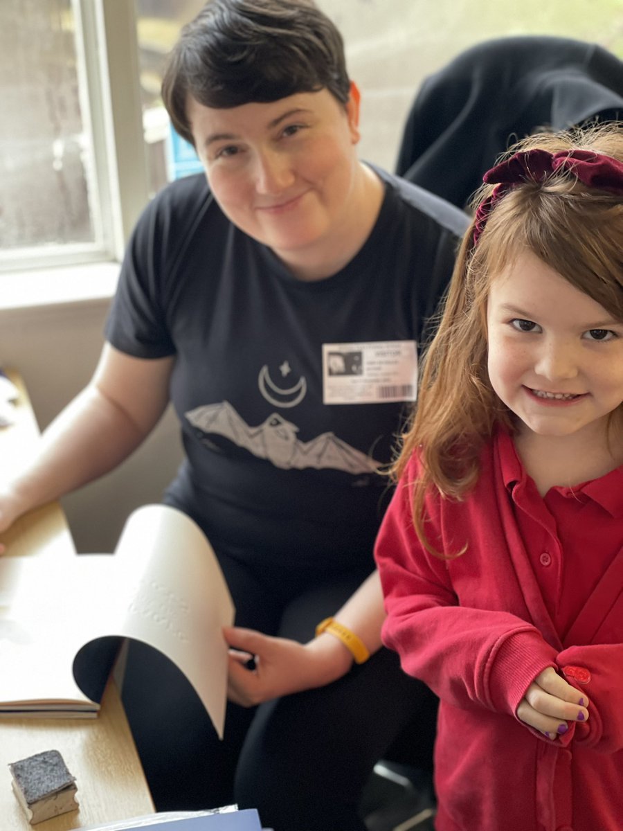 Grimes Dyke Primary School tweet media