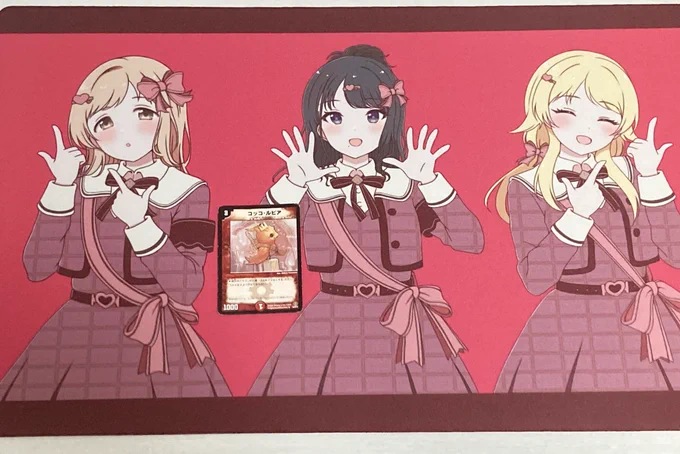 プレイマットも革コースターも出来栄え良い感じに仕上がりました٩(๑❛ᴗ❛๑)۶