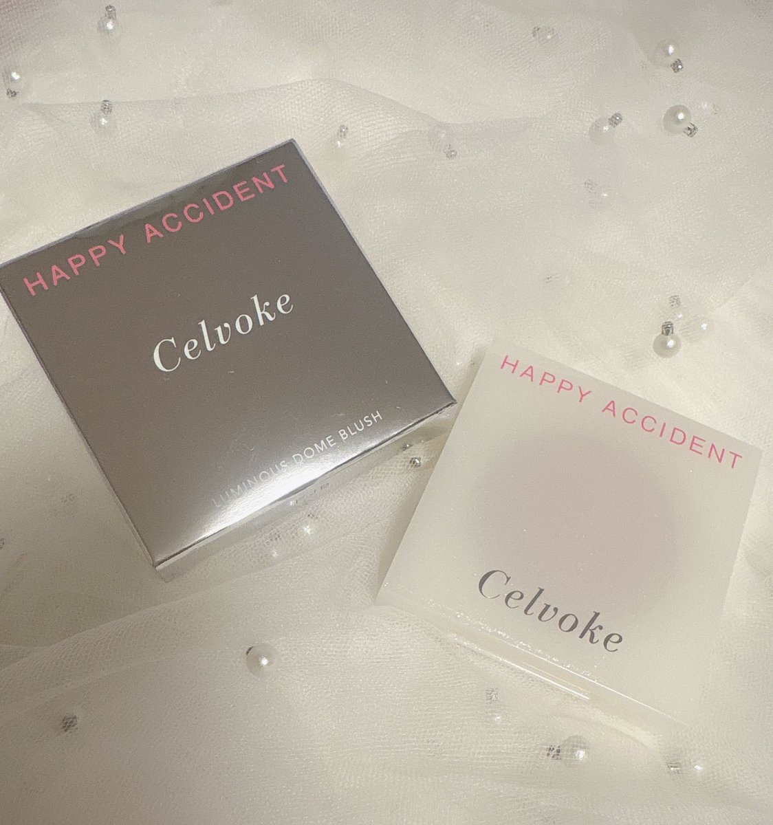 cerise_1010's tweet image. CelvokeのルミナスドームブラッシュEX03🩷人気なのも納得な可愛さ🥰まさに求めてた青みピンクに上品なラメがチラチラと✨しっかりめに入れても素敵だしほわっとのせても可愛くてたまらない。ラメは大粒すぎず綺麗にツヤツヤ光るからこれだけハイライトなしでも可愛いほっぺになる🩷