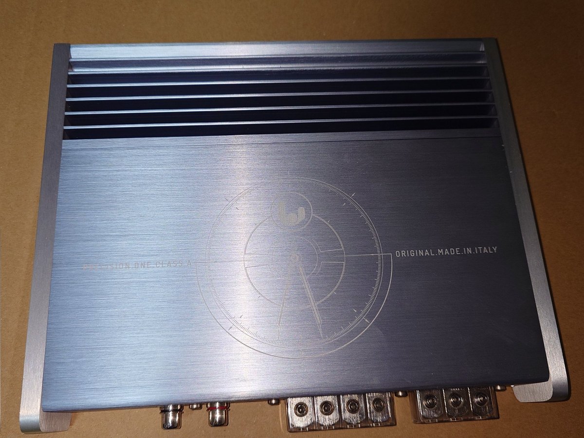 fusosinano's tweet photo. シンフォニ・クワトロリゴ　Precision one
A級　2chアンプ
誰か65000円で買いませんか？

使用期間3年
購入・取り付け施工はカーオーディオプロショップでやりました。

希望
できればニコニコ現金、手渡しが良いです。 https://t.co/N43wGWXKJf