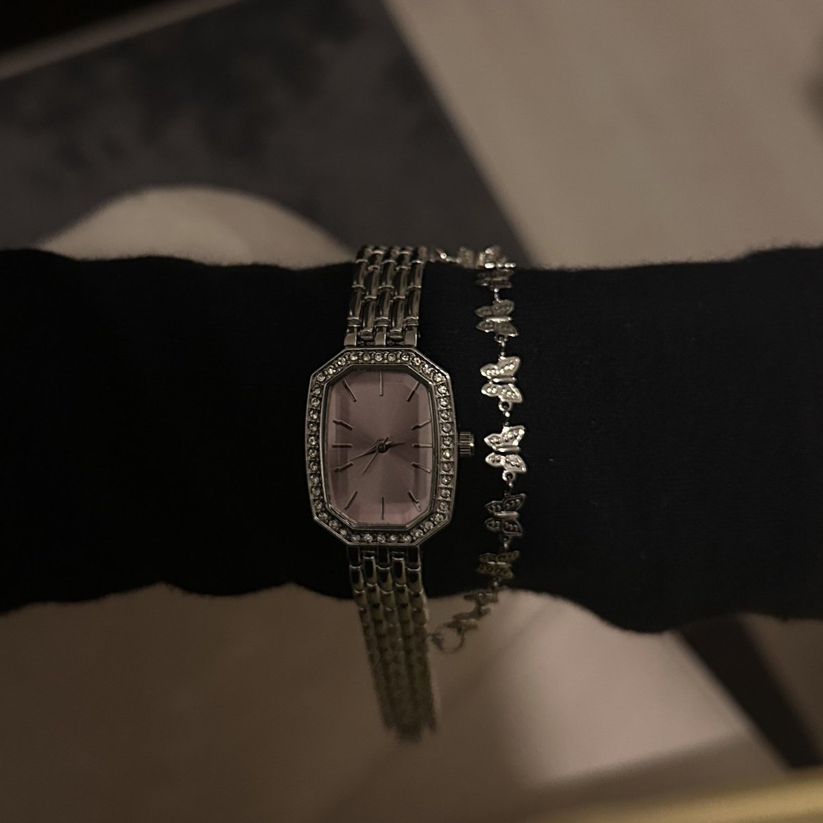 bir kişiye istediği saati hediye edeyim ikisini de çok sevdim ment bırakabilirsiniz