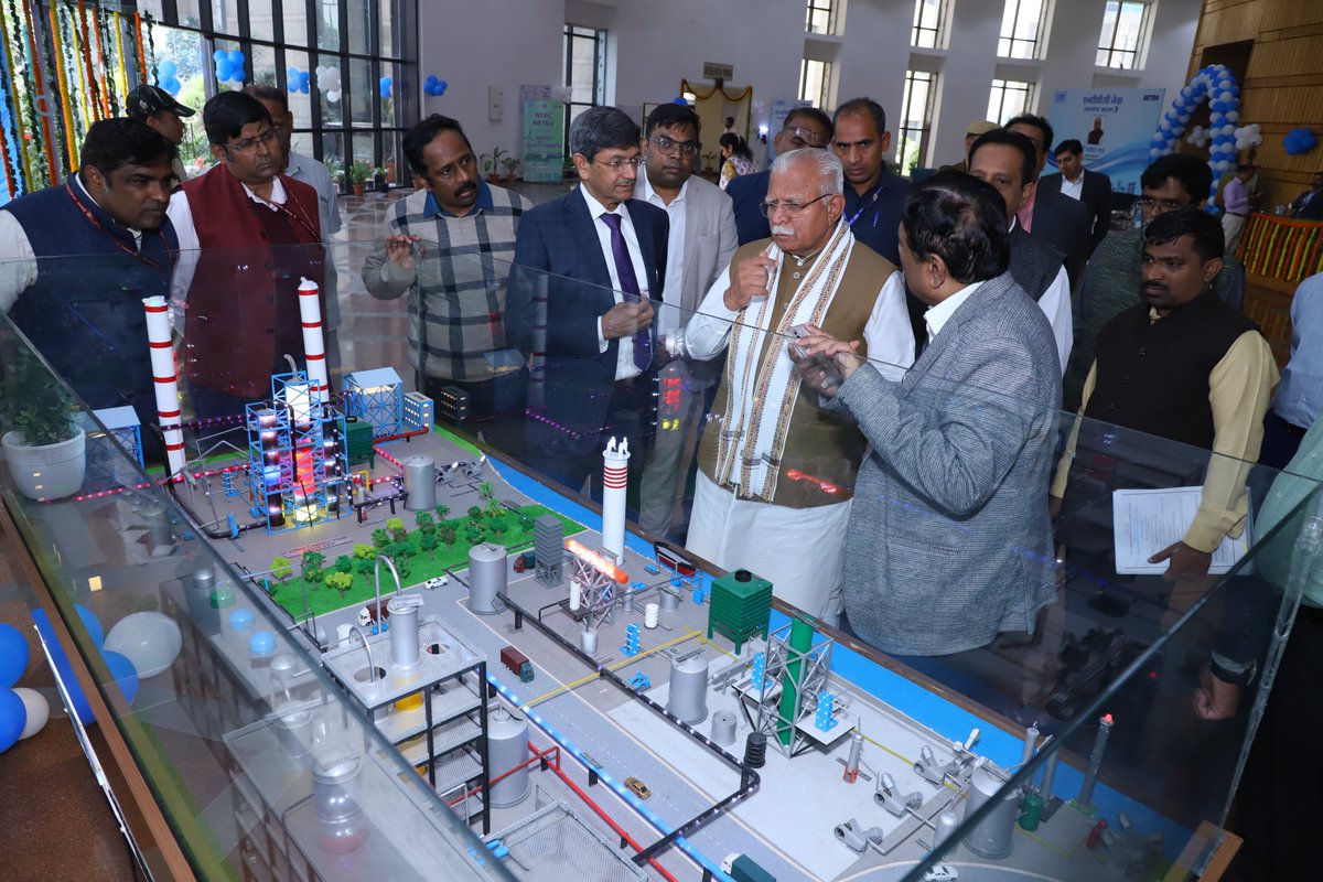 ntpclimited's tweet image. Hon’ble Minister of Power and Housing &amp;amp; Urban Affairs, Shri Manohar Lal today visited NTPC&apos;s R&amp;amp;D Centre, NETRA at Greater Noida and inaugurated India’s largest and first MWh-scale Vanadium Redox Flow Battery (VRFB) system of 3 MWh capacity in the presence of Shri Pankaj Agarwal,…