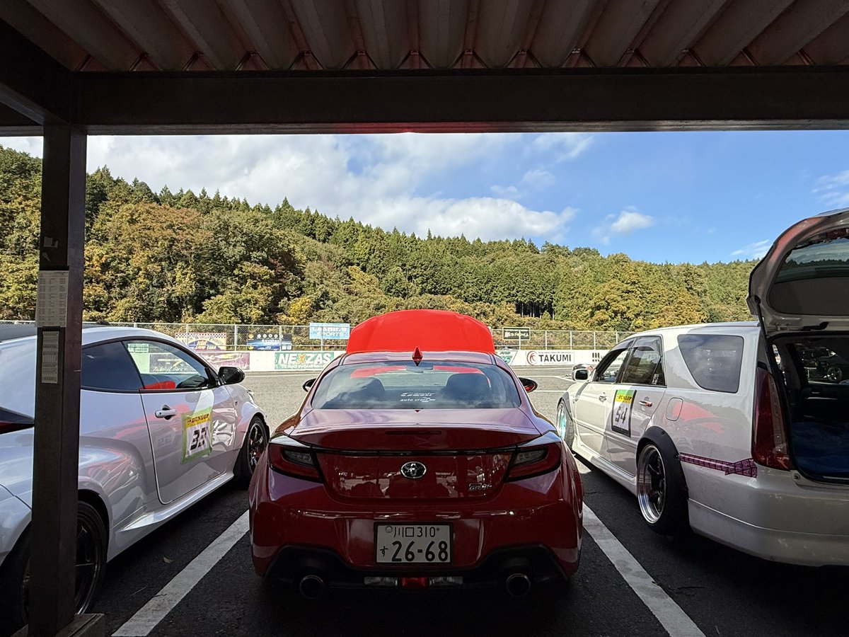 kai_shit69's tweet photo. 日光サーキット！今回もドリフト！
年内あと1回走りたいな🦭 https://t.co/GtybvQJ7Nr