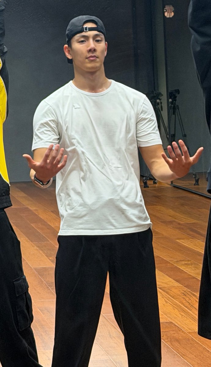 균이 안고있는 첫째🐻