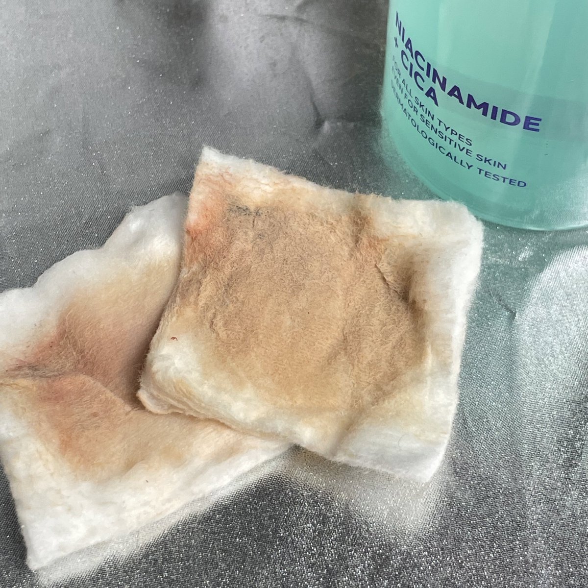 ANOTHER MICELLAR WATER GENTONG MURAH YANG WAJIB DICOBAIN‼️

sekali swipe aja udah bisa ngangkat makeup dan yg paling penting SENSITIVE SKIN FRIENDLY 🥹🫰🏻