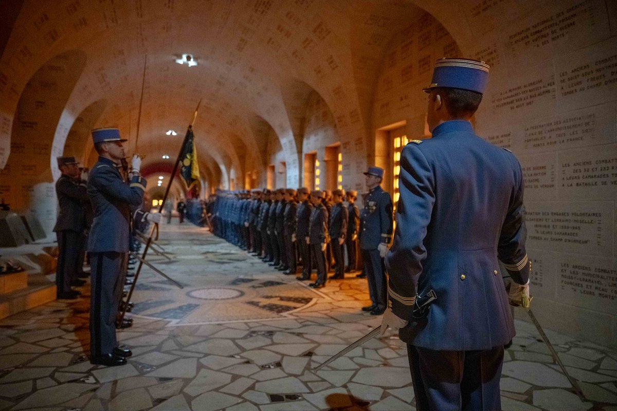Académie militaire de Saint-Cyr Coëtquidan tweet media
