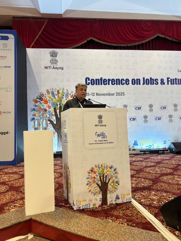 _taggd's tweet image. The stage was set for one of the most insightful sessions of the day -Insights for India’s Skills &amp;amp; Talent Economy.

Download the report now: lnkd.in/gtci32YT

#DecodingJobs2026 #FuelledByTalent #FutureOfWork #WorkforceTransformation #EmploymentOutlook