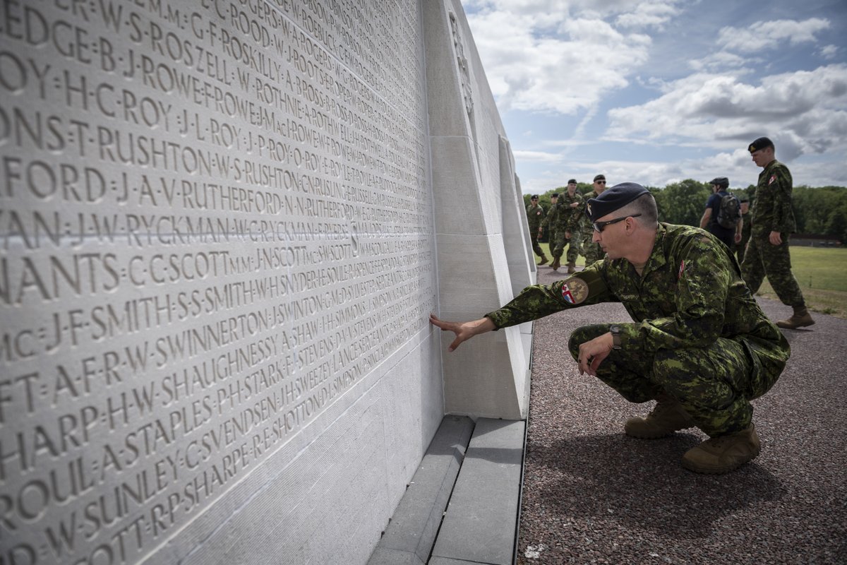 SHORT DAYS AGO We lived, felt dawn, saw sunset glow

Garrioch
Trottier
Waldron
DeCoste
Bechard
Cooper
Hess-Von Kreudner

#LestWeForget