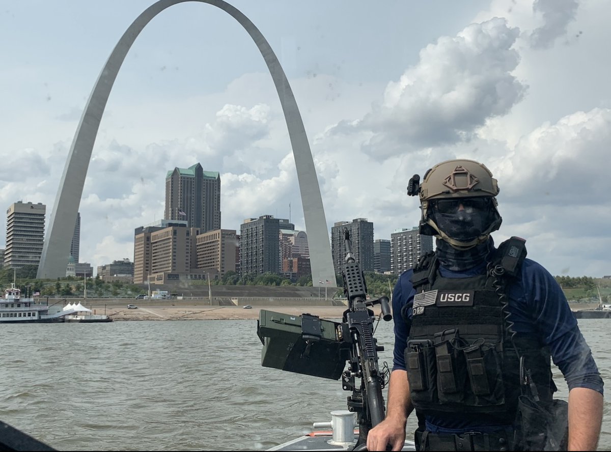 In honor of Veteran's Day, our offices are closed today as we pay tribute to the brave men &amp; women who have served our nation. A special salute to our employee veterans Eddy Castro &amp; Kyle Dieckman - thank you for your dedication and sacrifice! ow.ly/pyrL50XowcX