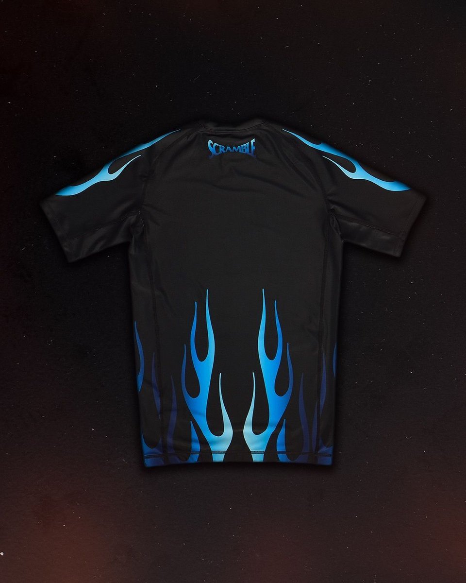 SCRAMBLEJP's tweet image. ❄️  新作NOGIセット登場！🧊 「1998 ICEラッシュガード・ショーツ」❄️ 

💥 発売日：11月15日 16:00〜 💥