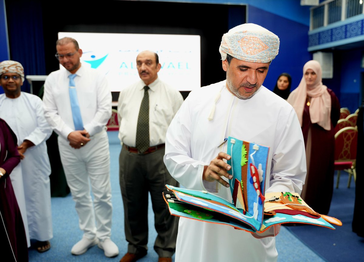 EduGovMct's tweet photo. #تعليمية_مسقط
افتتاح معرض نتاج البرنامج التدريبي( تصنيع استراتيجيات اللقاء الأخير) المنعقد بمدرسة الأوائل الخاصة، في الفترة من  ٩ نوفمبر _ ١١ نوفمبر ٢٠٢٥م تحت رعاية الفاضل مدير دائرة الشؤون الإدارية، والمنفذ من قبل مشرفة التعليم المبكر الفاضلة/ ثرياء الشكيلية.
#فعاليات_تعليمية_مسقط
#مدارسنا_مستقبل_واعد
#تعلم_مستدام