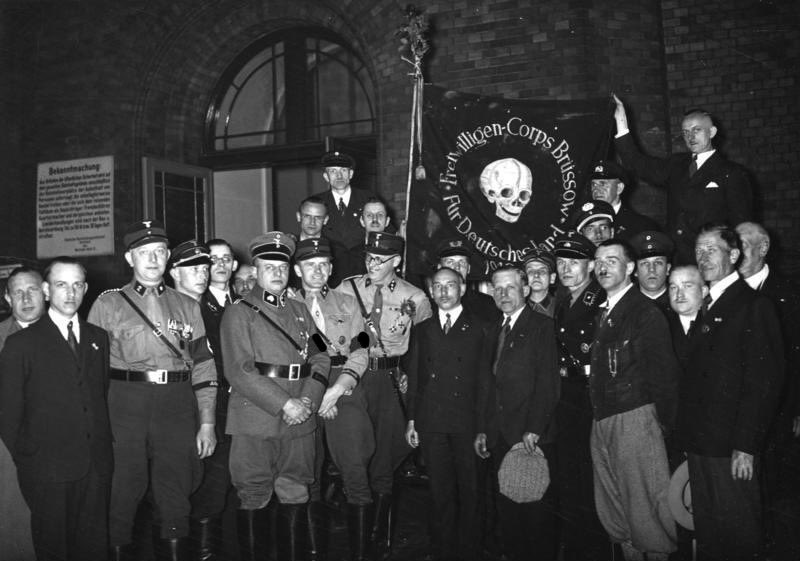 Die Jungs und Ich, im Kampf gegen Kapital und Zinsknechtschaft: