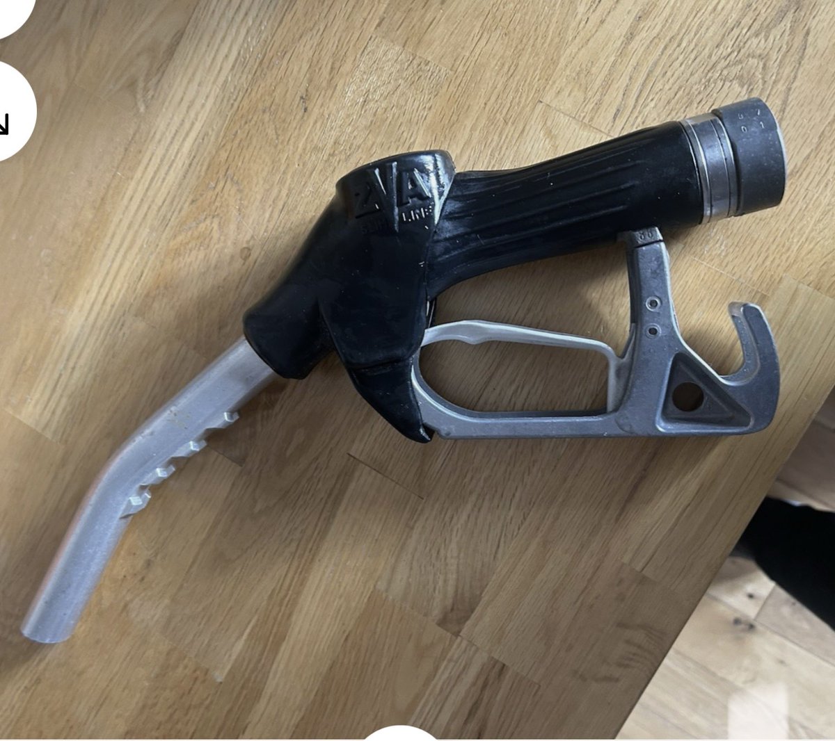 RealTimVine's tweet image. Is there a physical shop in Surrey that sells petrol pump trigger nozzles like this or similar?