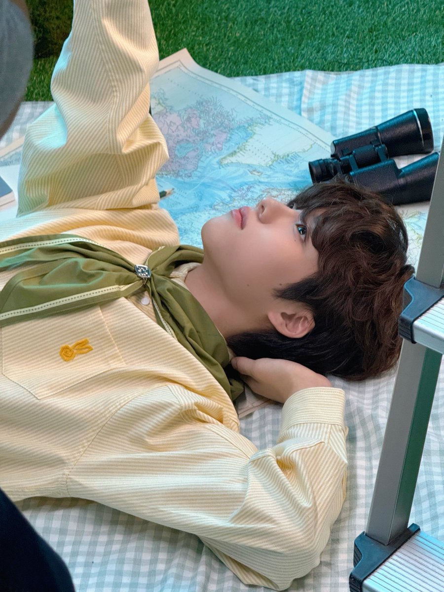 thewind_twt's tweet image. [#안찬원] 모험중 신난 찬원이🕺