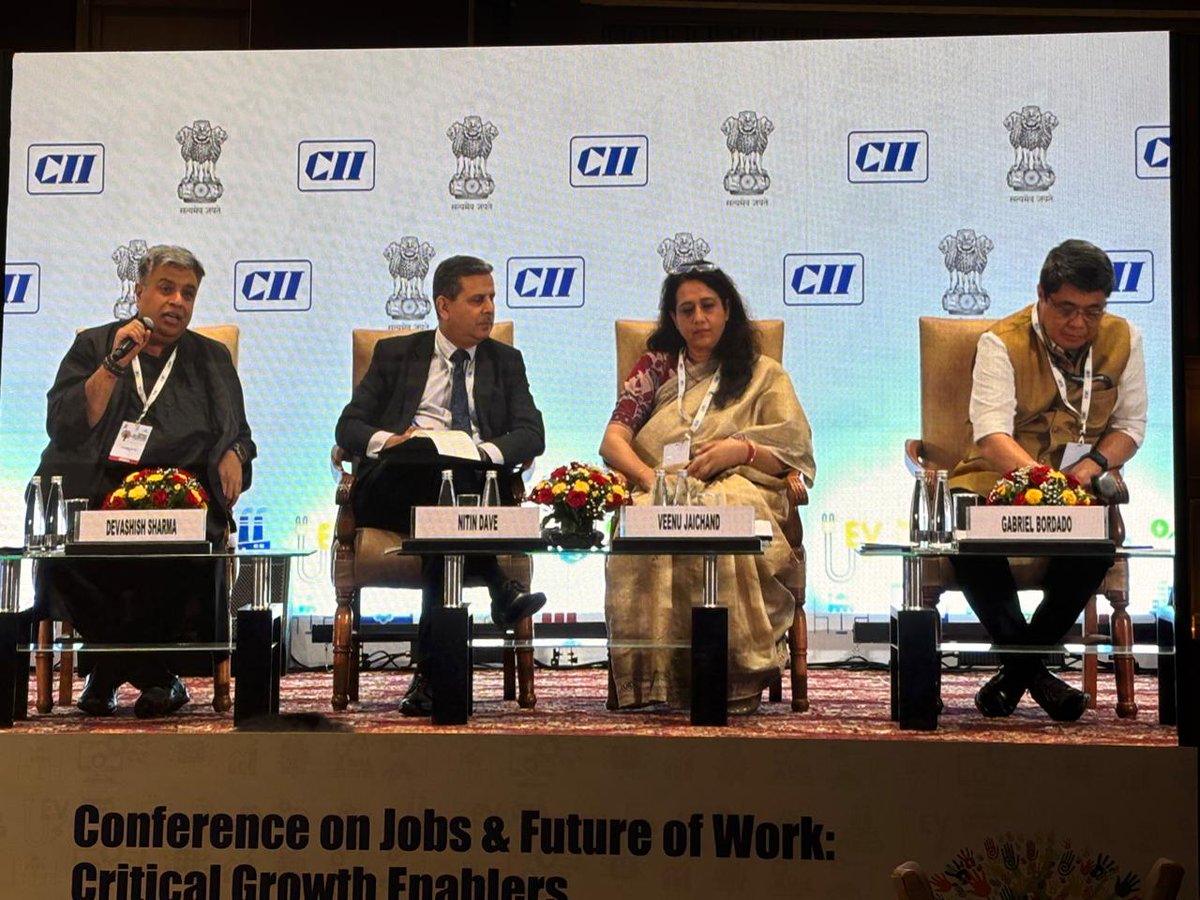 _taggd's tweet image. What a conversation! 

At India Decoding Jobs 2026, the session &quot;Growth Enablers for Jobs &amp;amp; the Future of Work&quot; moderated by Devashish Sharma, Founder &amp;amp; CEO, Taggd, focused on how India can bridge the divide between skills and jobs. 

#DecodingJobs2026