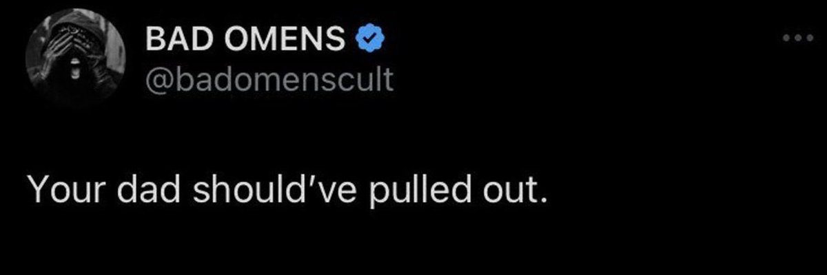 lzz__sl's tweet image. still here