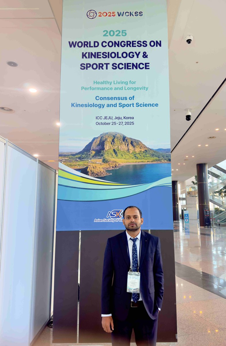 bhu_updates's tweet photo. Mr. Anshul Meena, and Mr. Krishna Kumar Pandey, research scholars at the Department of Physical Education, Faculty of Arts, presented their research at the 2025 World Congress on Kinesiology &amp; Sport Science (WCKSS 2025), held in Jeju, South Korea. 

#BHU #BanarasHinduUniversity https://t.co/TeIsDt1mNp