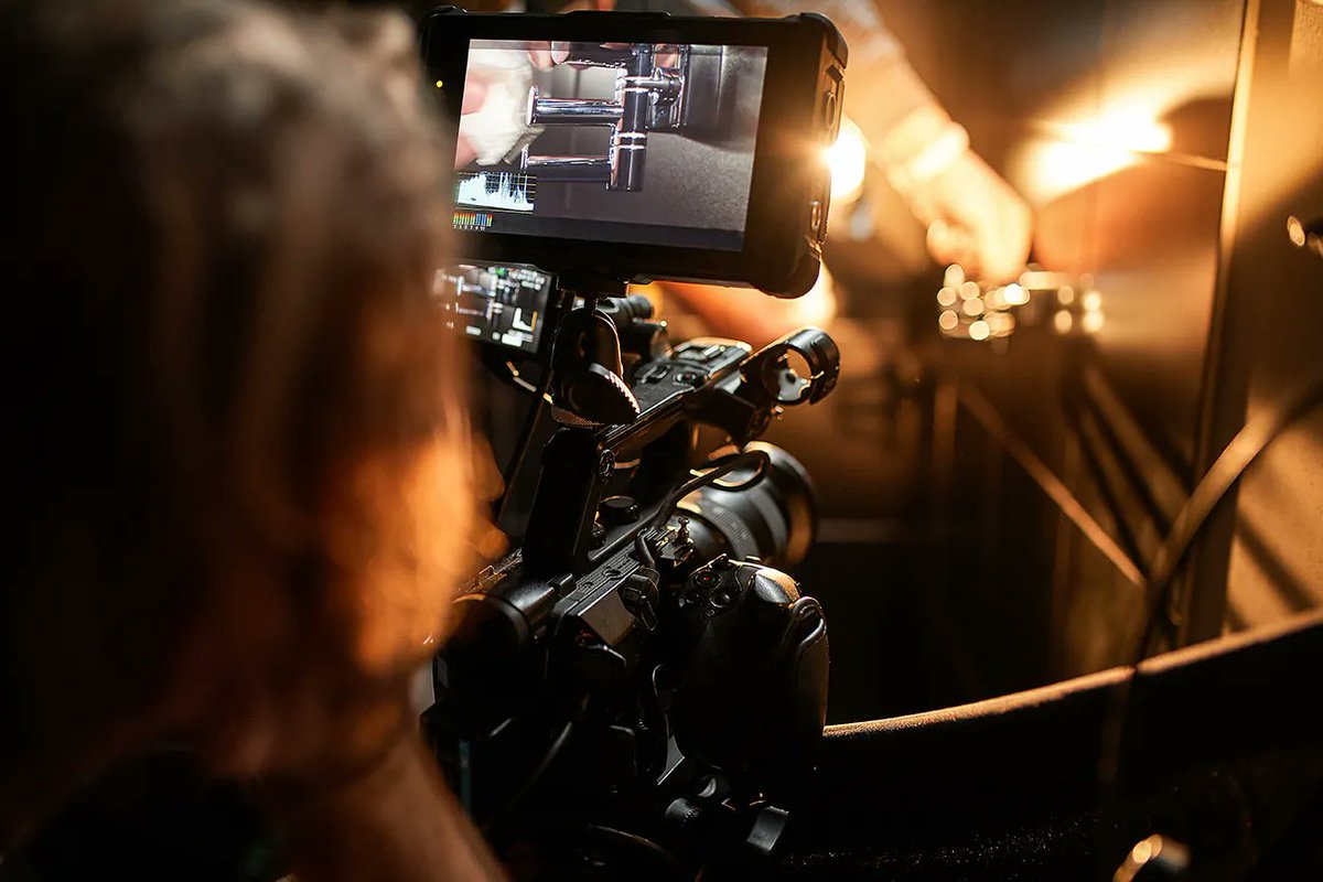 NavarraCapital's tweet image. 🎞️ #AUDIOVISUAL | El empleo en el sector audiovisual navarro se triplica en los últimos diez años.

#NavCapital  

💻 navarracapital.es/el-empleo-en-e…