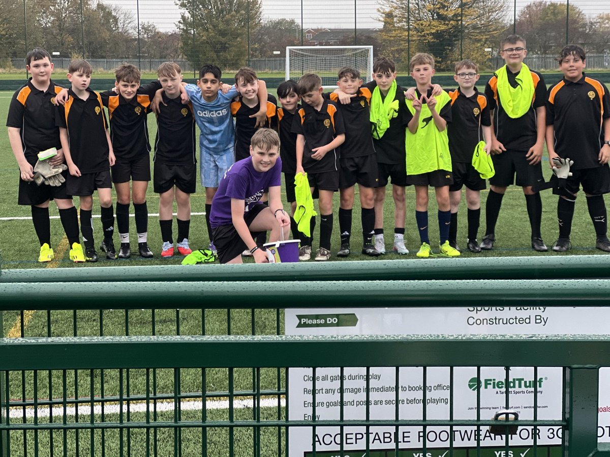 STUDENT SPOTLIGHT - Enterprise Challenge

Congratulations to Alex S for organising a charity football match for year 7 in aid of Willow Wood Hospice. 
Well done to all who donated and joined in especially the bib team who won the cup...well done all!