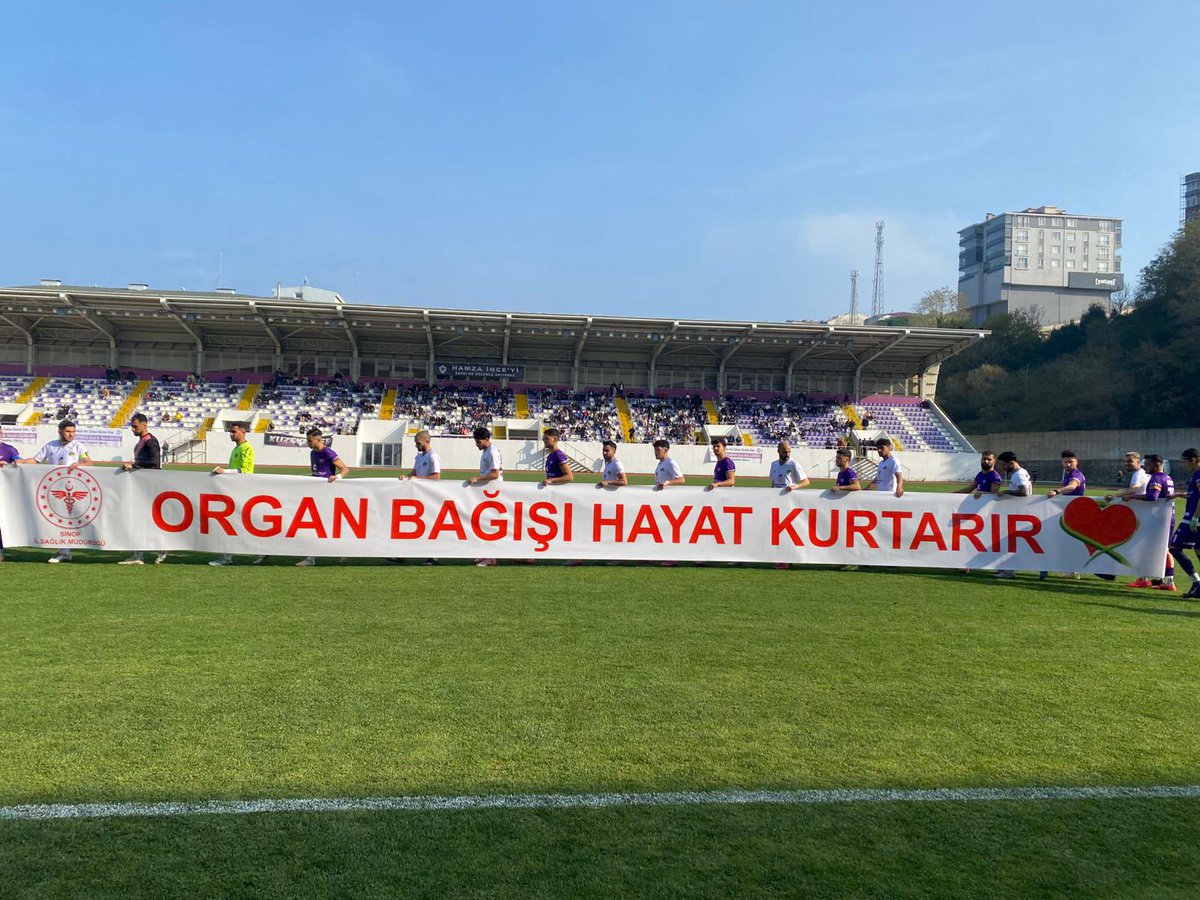 Bir hayat, bir nefes, bir umut…

Sinopspor – Sorgun Belediyespor karşılaşması öncesinde Organ Bağışı Hayat Kurtarır pankartımız, oyuncular tarafından sahada açıldı..