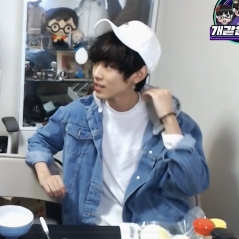 kimjuny_'s tweet photo. 이 날들을 특히 좋아해요 . . 🫰🏻 https://t.co/fuA89gKBzR
